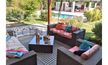 Oportunidad, Casa en Venta 5 dorm, Las Brisas de Chicureo