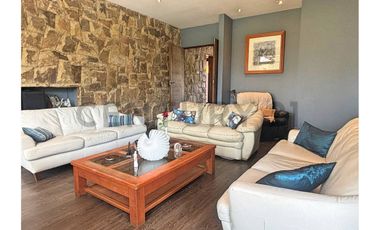 Oportunidad, Casa en Venta 5 dorm, Las Brisas de Chicureo