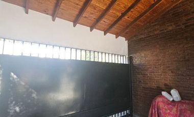 Chalet en venta en Villa Luzuriaga
