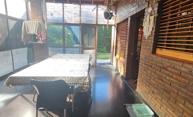 Chalet en venta en Villa Luzuriaga