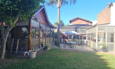 Chalet en venta en Villa Luzuriaga