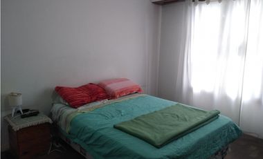 Chalet 3 ambientes/ Villa Primera