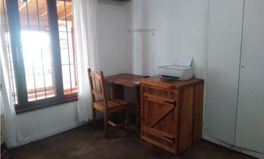 Chalet 3 ambientes/ Villa Primera