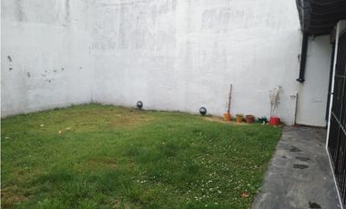 Chalet 3 ambientes/ Villa Primera