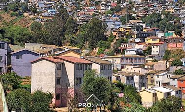 Hotel en Venta en Ferrari / Hector Calvo