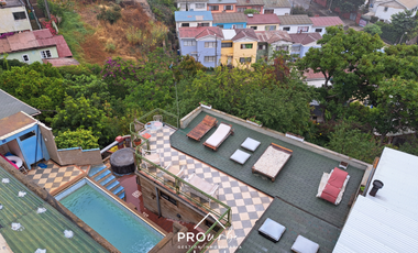 Hotel en Venta en Ferrari / Hector Calvo