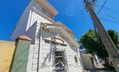 Hotel en Venta en Ferrari / Hector Calvo