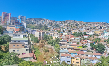 Hotel en Venta en Ferrari / Hector Calvo