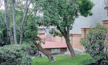 Residencia Estilo Mexicano a la Venta en Lomas Hipódromo.