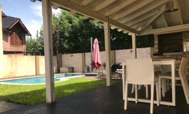 Chalet en Venta Ramos Mejia / La Matanza (A008 1032)