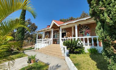 VENTA CASA DE CAMPO EN LOS ROBLES