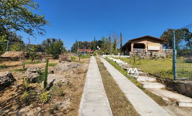 VENTA CASA DE CAMPO EN LOS ROBLES