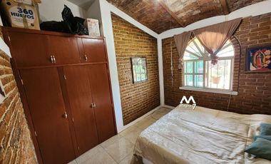 VENTA CASA DE CAMPO EN LOS ROBLES
