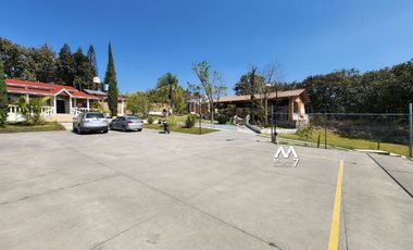 VENTA CASA DE CAMPO EN LOS ROBLES