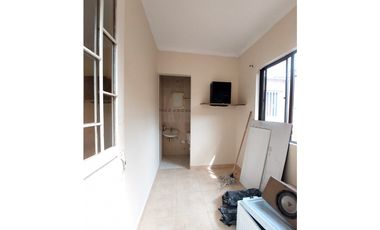 VENTA DE CASA EN LA CASTELLANA DE MONTERA