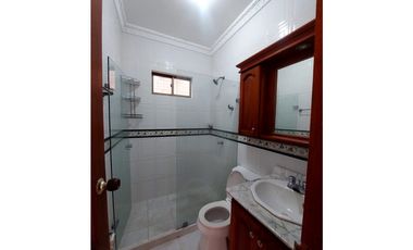VENTA DE CASA EN LA CASTELLANA DE MONTERA