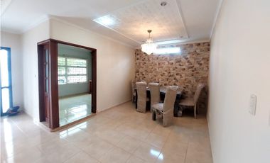 VENTA DE CASA EN LA CASTELLANA DE MONTERA