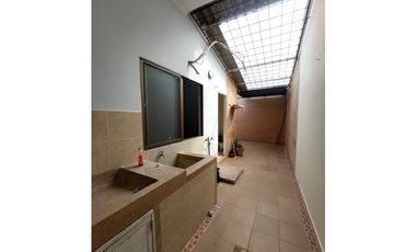 VENTA DE CASA EN LA CASTELLANA DE MONTERA