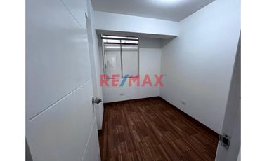 Amplio Y Luminoso Departamento En Primer Piso