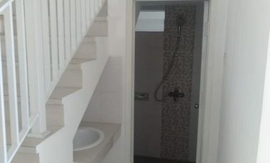 RUMAH PURI INDAH KETINTANG GAYUNGSARI GRESS SIAP HUNI DP 0%