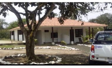 Hermosa Casa en pacoche con excelente ubicación