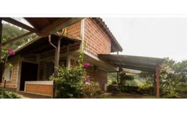 VENTA FINCA EN CALDAS