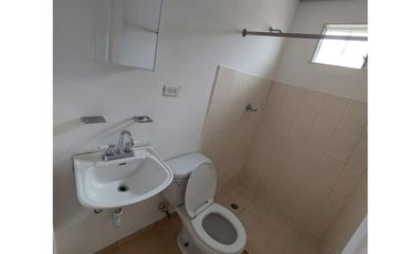 SE VENDE CASA EN PERFECTO ESTADO