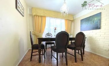Casa en venta de 3D/2B patio y terraza en La Florida