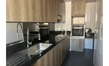 Se Arrienda departamento vista al mar sector sur