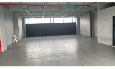 EDIFICIO SALITRE  980 m2