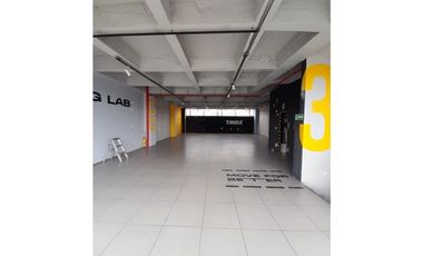 EDIFICIO SALITRE  980 m2
