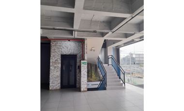 EDIFICIO SALITRE  980 m2