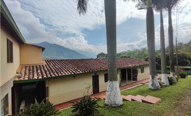 Finca En Girardota Vereda El Totumo