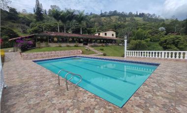 Finca En Girardota Vereda El Totumo