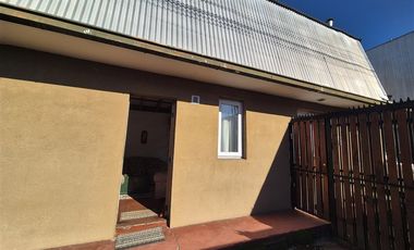 Casa en venta de 2 dorm. en Los Angeles