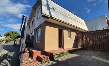 Casa en venta de 2 dorm. en Los Angeles