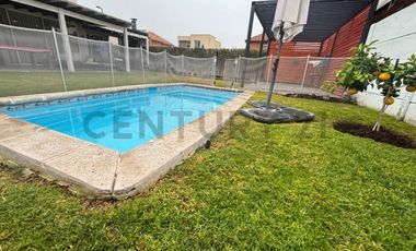 ARRIENDO ESPECTACULAR CASA EN SANTA ELENA DE CHICUREO