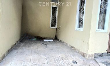 Rumah Dalam Cluster Tenang Bebas Banjir Akses Mobil