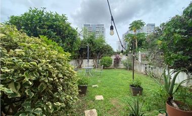 SE VENDE CASA DUPLEX EN BETANIA. AM