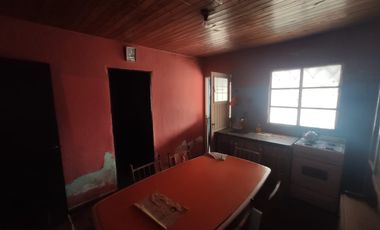 Casa con Departamento en venta en Moron Sur