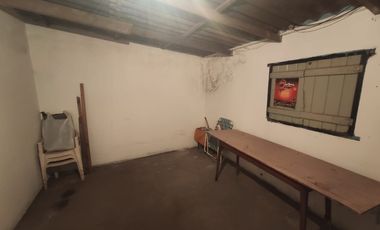 Casa con Departamento en venta en Moron Sur