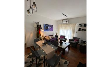 HERMOSO DEPARTAMENTO CENTRICO