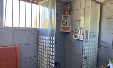 1 Linda Casa, mas 1 cabaña, mas 1 quincho.