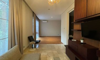 Disewakan Rumah cantik di Lebak Bulus area nyaman