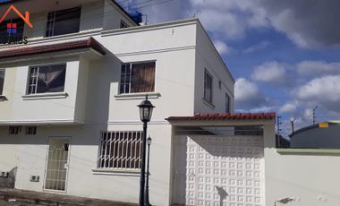 Venta de casa en Otavalo en un Conjunto Privado
