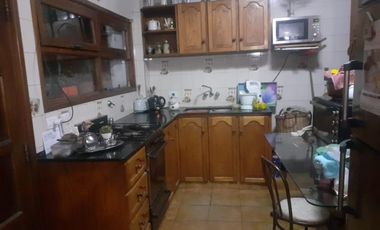 Galpon con vivienda de 3 ambientes