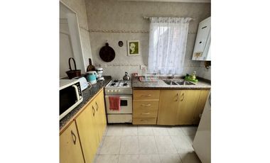 Venta Dúplex con vista al mar!!!!! 3 amb.cochera y gas natural!!!!