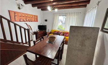 Venta Dúplex con vista al mar!!!!! 3 amb.cochera y gas natural!!!!