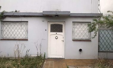 Casa en venta en Villa Sarmiento