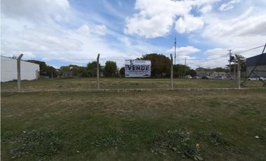 Dos terrenos es esquina/ Sobre colectora de ruta 2/ Estacio Camet